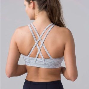 New NWT Lululemon Energy Bra sz 4 grey white stripe cross cross back sports bra